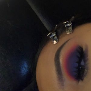 Meet your Posher, Carla